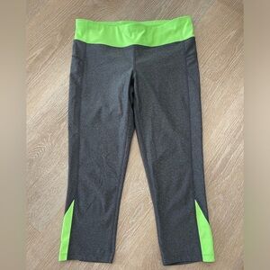 Cropped workout legging